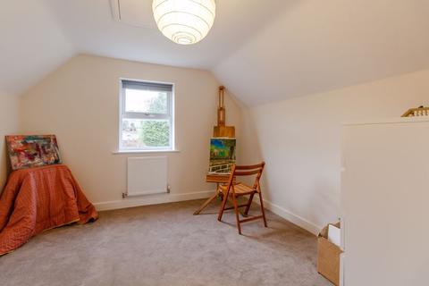 23 Maple Gardens, Leeds, LS6 1FL