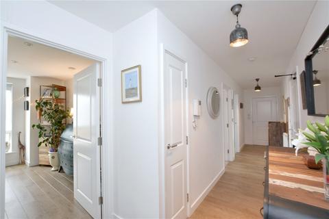 2 bedroom apartment for sale - William Court, 40 Greenwich High Road, Greenwich, London, SE10