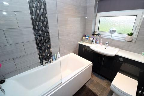 29 Fairway, Walsall, WS4 1RP
