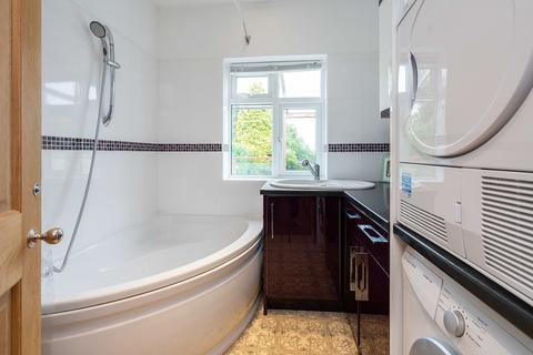 Ismanola Boxhill Road, Tadworth, KT20 7JT