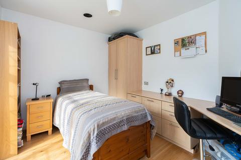Ismanola Boxhill Road, Tadworth, KT20 7JT