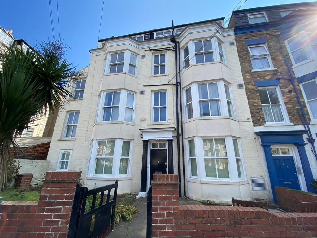 Trafalgar Square, Scarborough 8 bed end of terrace house £225,000