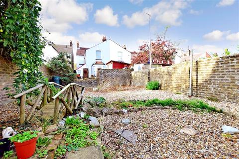 20 Malvern Road, Gillingham, ME7 4BA