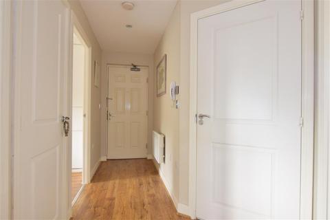 17 The Campus, Loughton, IG10 3FB