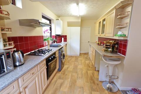 78 Barton Avenue, Romford, RM7 0ND