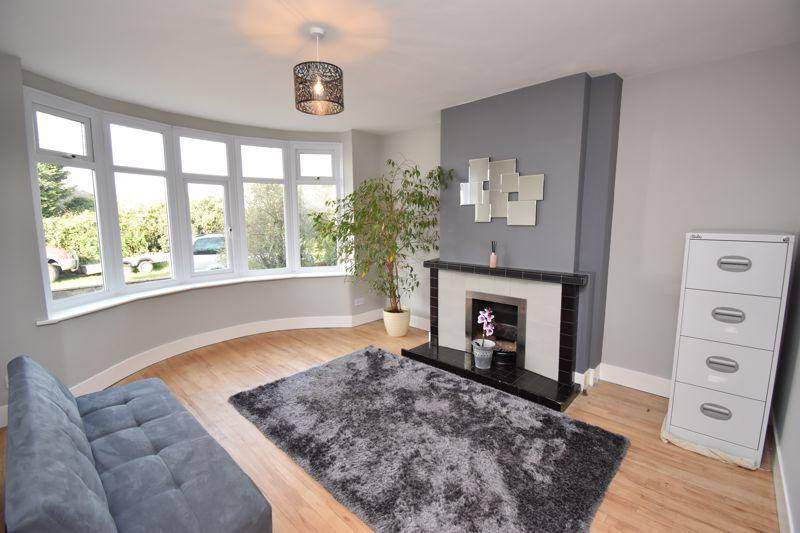 59 Priory Avenue, Bridgend, CF31 3LP 5 bed semidetached house £339,950