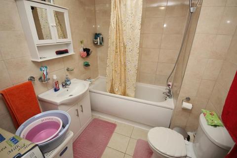 95 Rainborough Close, London, NW10 0TS