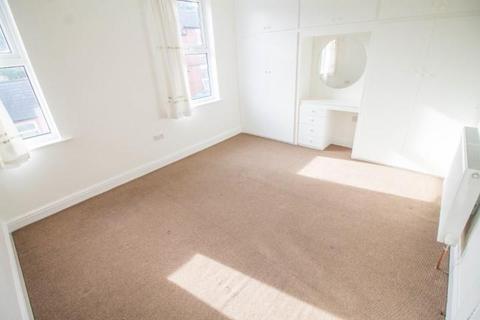 2 bedroom semi-detached house to rent, Loughborough Avenue, Sneinton, Nottingham, NG2 4LP