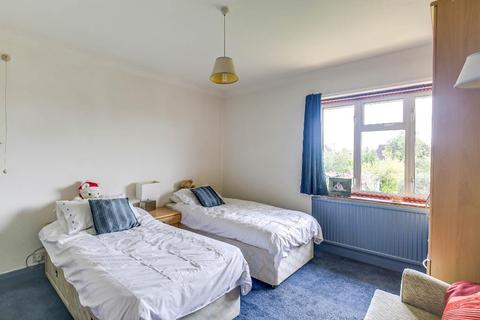 35 West Hill, South Croydon, CR2 0SB