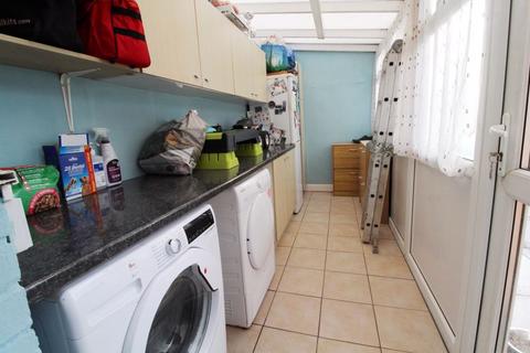 26 Earls Road, Walsall, WS4 1JA