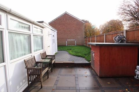 26 Earls Road, Walsall, WS4 1JA