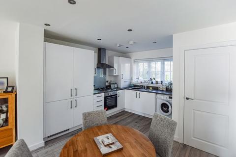 62 Warrington Road, Widnes, WA8 0AP