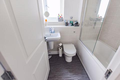62 Warrington Road, Widnes, WA8 0AP