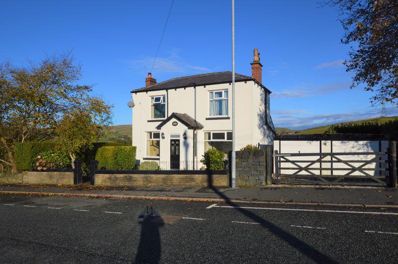 Halifax Road, Littleborough 3 bed detached house £395,000