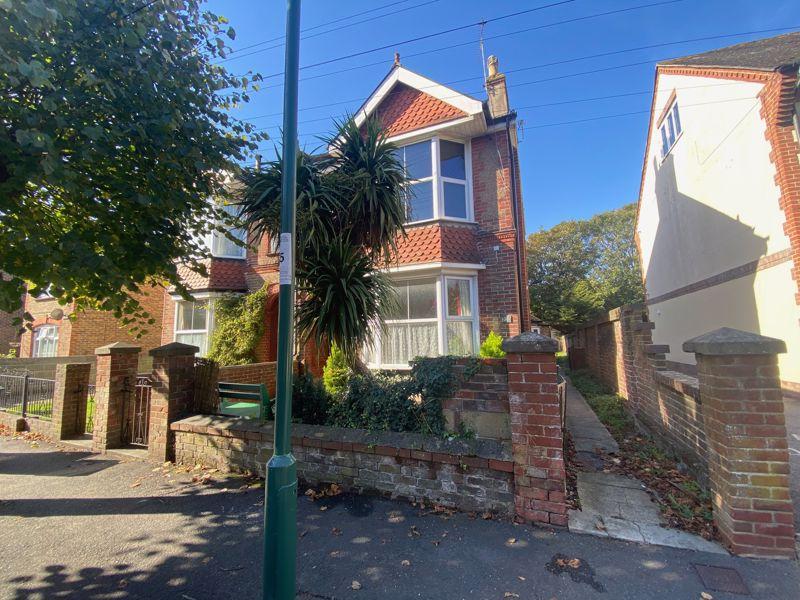 Highfield Road, Bognor Regis 2 bed apartment £825 pcm (£190 pw)