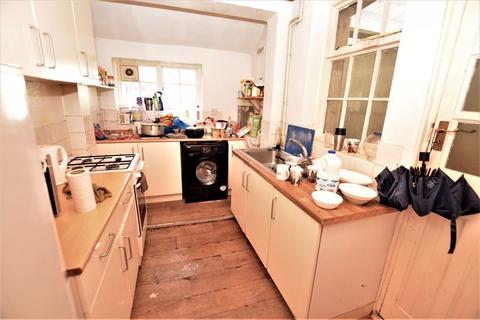 10 Windmill Road, Slough, SL1 3SU