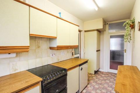 17 Blenheim Gardens, Aveley, South Ockendon, RM15 4EB