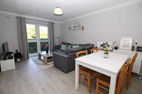 Flat 1, 2 Parrs Close, South Croydon, CR2 0QX
