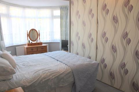 62 Hereford Road, Feltham, TW13 5BS
