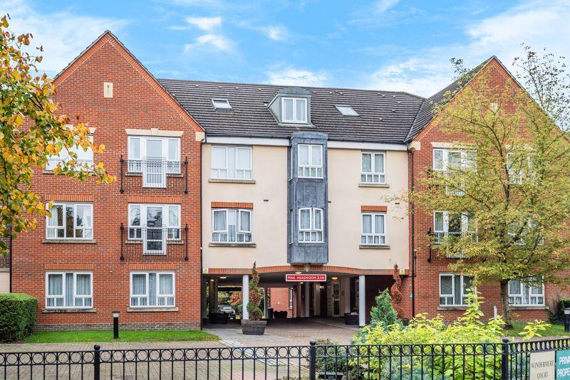 Denmark Road, Carshalton 2 bed flat £330,000