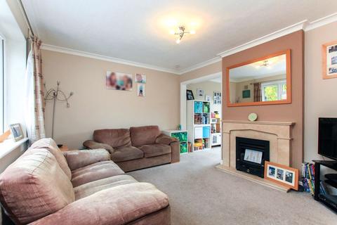21 Broadfield Road, Hemel Hempstead, HP2 4DS