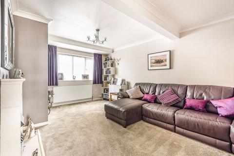76 Boscombe Road, Worcester Park, KT4 8PL