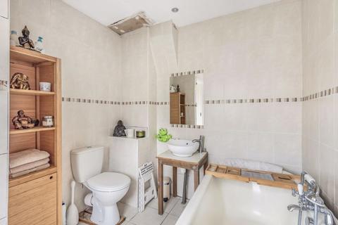 76 Boscombe Road, Worcester Park, KT4 8PL