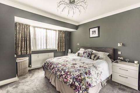 76 Boscombe Road, Worcester Park, KT4 8PL