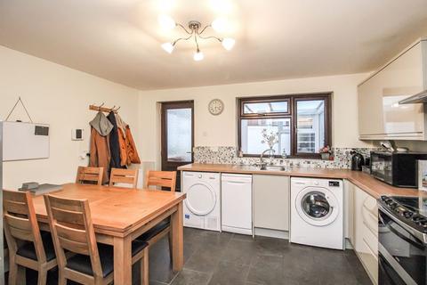 125 Mill Street, Leek, ST13 8EU
