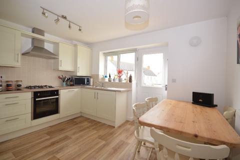 13 Cornfield Way, North Tawton, EX20 2FB