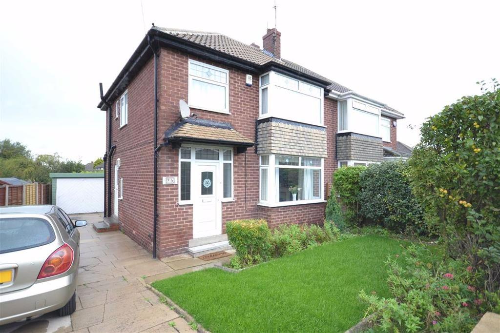 Bar Mount, Garforth, Leeds, LS25 3 bed semidetached house £229,995