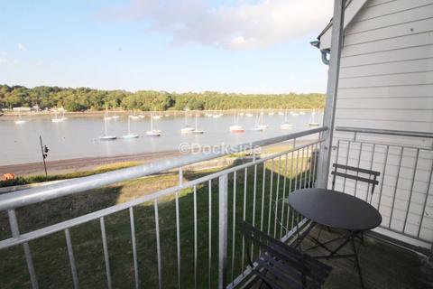 16 The Shoreway, St Marys Island, Chatham, ME4 3SU