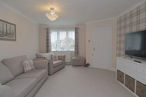 44 Bronze Close, Nuneaton, CV11 4YD