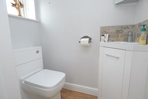 44 Bronze Close, Nuneaton, CV11 4YD