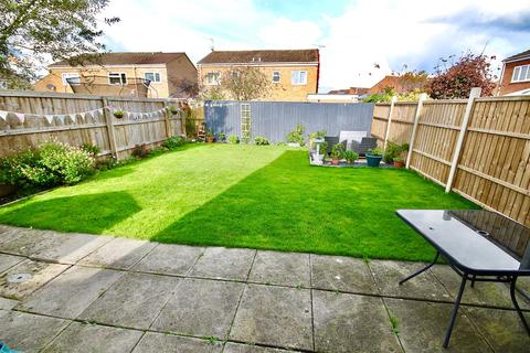 12 Fowey, Freshbrook, Swindon, SN5 8QP