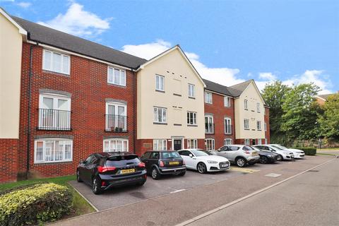 73 Covesfield, Gravesend, DA11 0EG