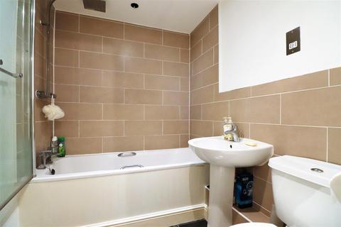 73 Covesfield, Gravesend, DA11 0EG