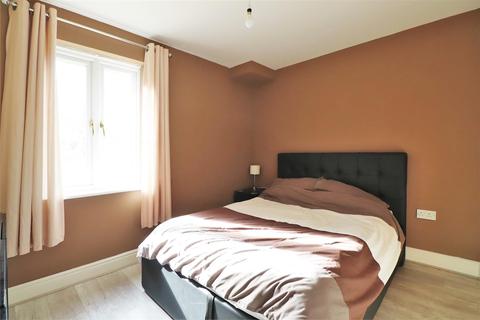 73 Covesfield, Gravesend, DA11 0EG