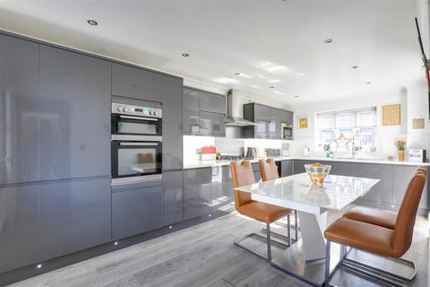 23 Chetney View, Iwade, Sittingbourne, ME9 8SQ