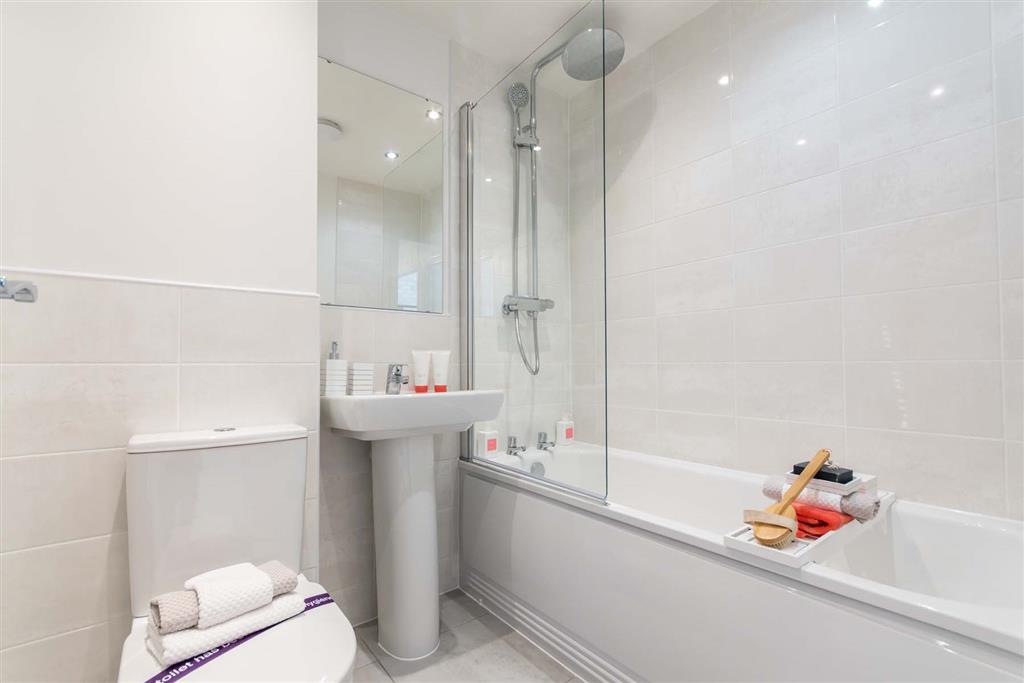 Typical Taylor Wimpey Flatford bathroom