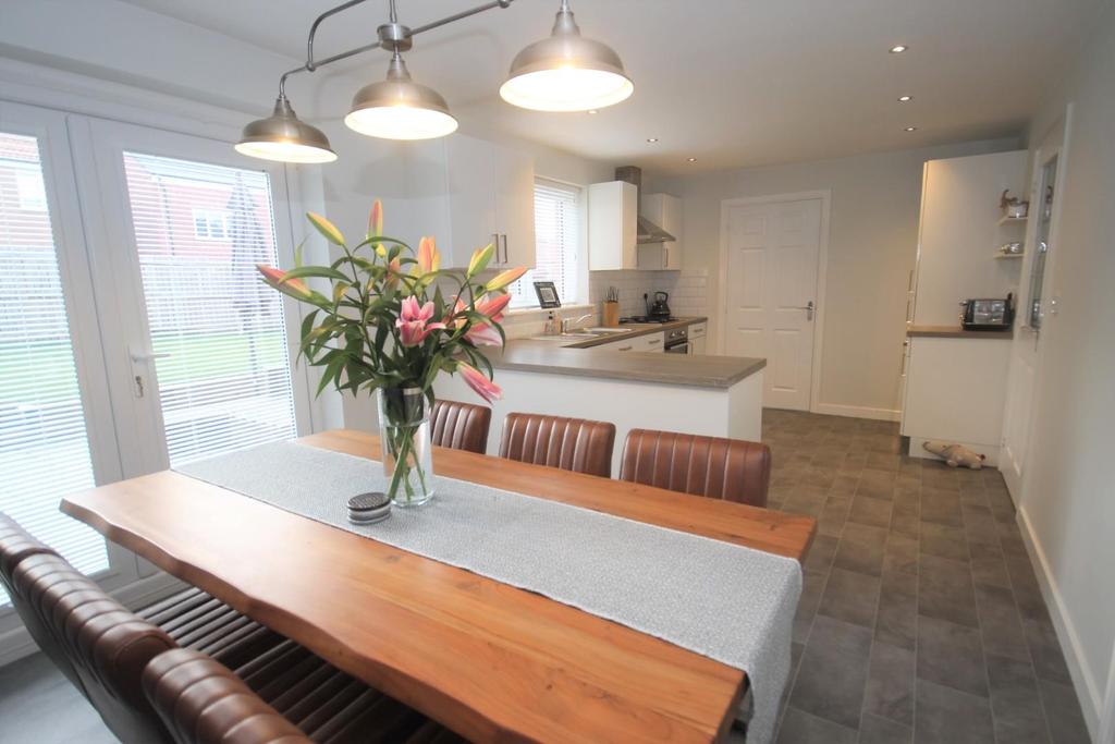 Horse Chestnut Close, Middlesbrough 4 bed detached house £219,950