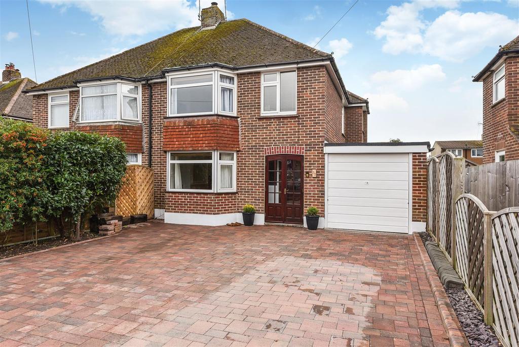 Park Drive, Yapton 3 bed semidetached house for sale £345,000