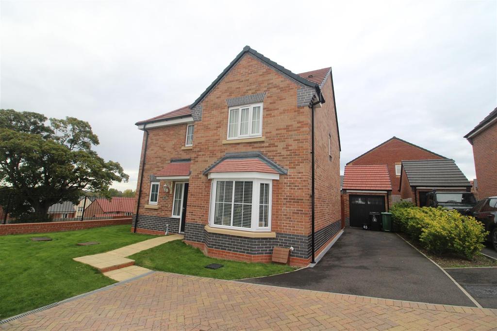 Dove Close, Sutton Grange, Shrewsbury 4 bed detached house £362,500