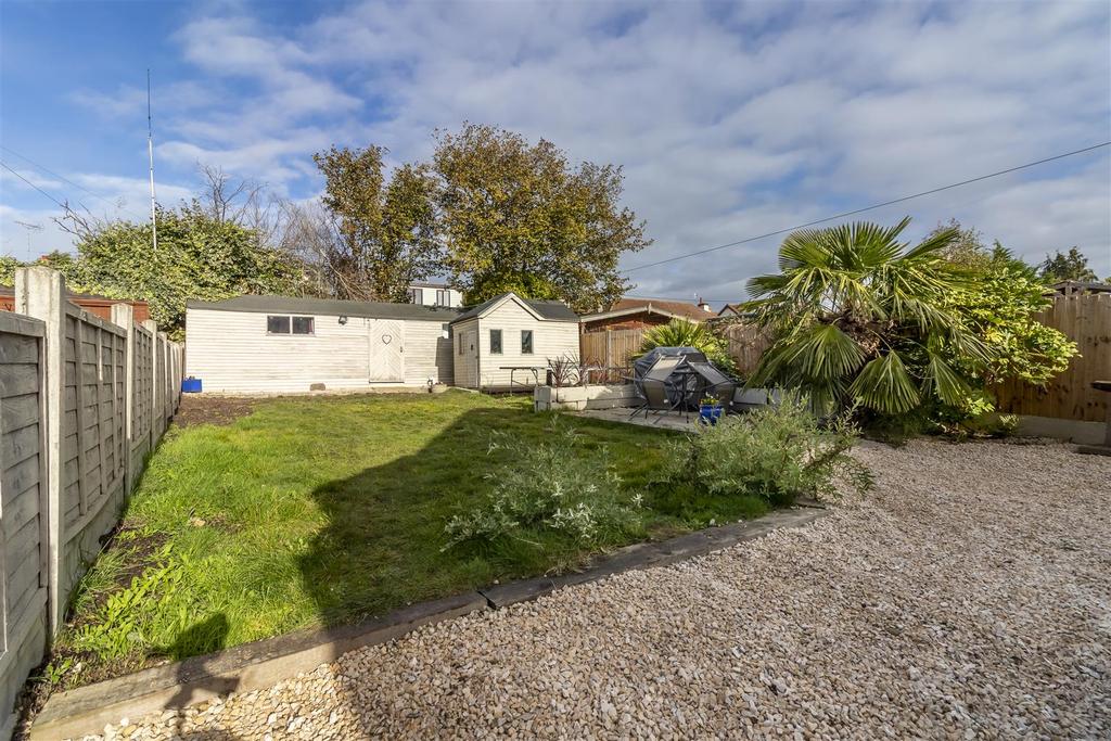 Rear Garden 1.jpg