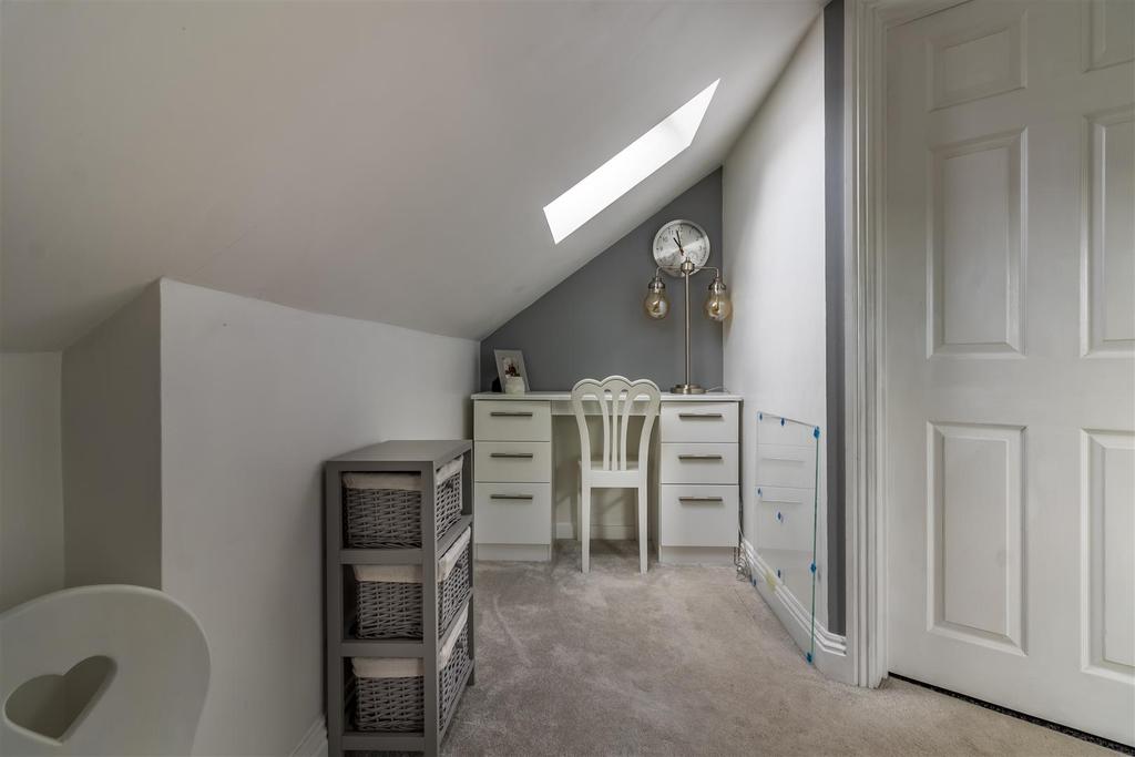 Bedroom 4 2nd.jpg