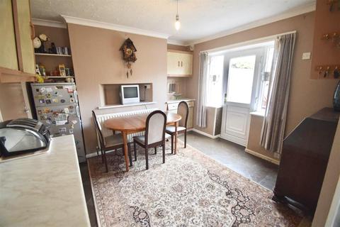 32 Beech Grove, Whitley Bay, NE26 3PL