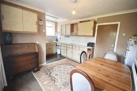 32 Beech Grove, Whitley Bay, NE26 3PL