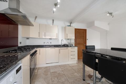 18 Lawson Avenue, Boroughbridge, York, YO51 9UU