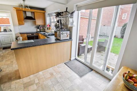 9 Fieldside Close, Thorngumbald, Hull, HU12 9GE