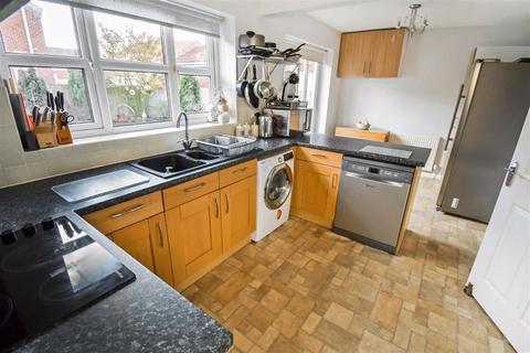 9 Fieldside Close, Thorngumbald, Hull, HU12 9GE